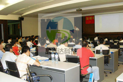 2008 年我司參加深圳市塑膠行業(yè)節(jié)能研討會(huì)講座